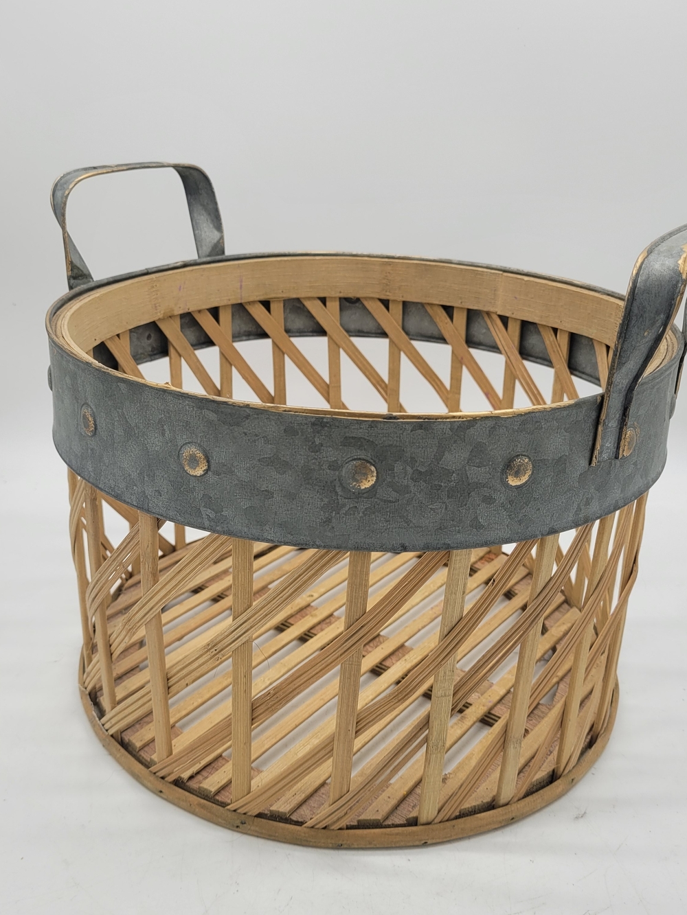 Round Woven Bamboo Basket Galvanized Metal Handles +Trim Farmhouse Style Damaged